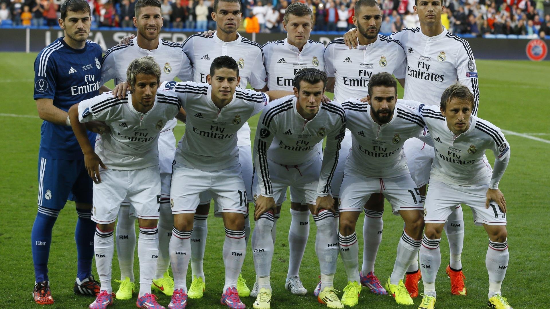 欧冠决赛焦点战，贝蒂斯轻取牙买加，一场错误如何照见足球真谛？